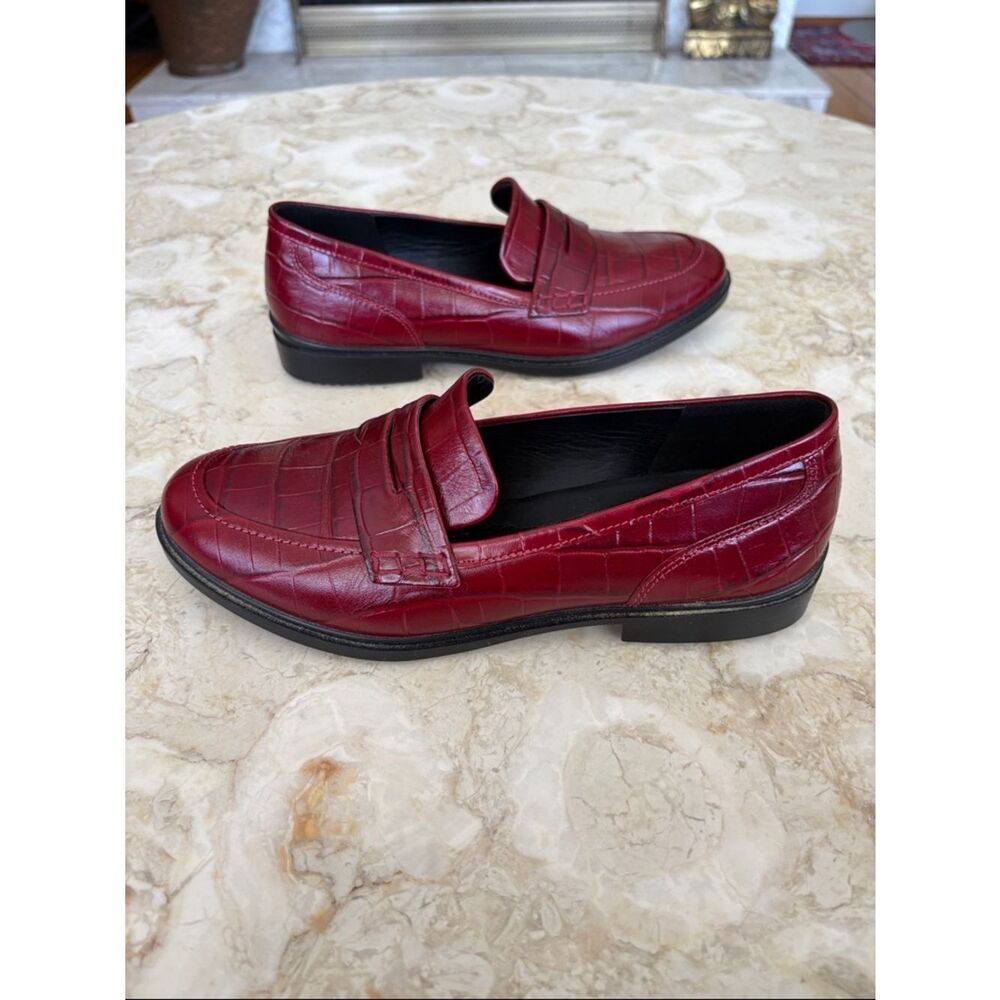 NEW! ECCO Women Dress Classic 15 ECCO Croc Embossed Red Leather Loafers - Picture 5 of 13